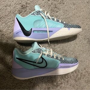 BRAND NEW Sebrinnas!!! Never worn